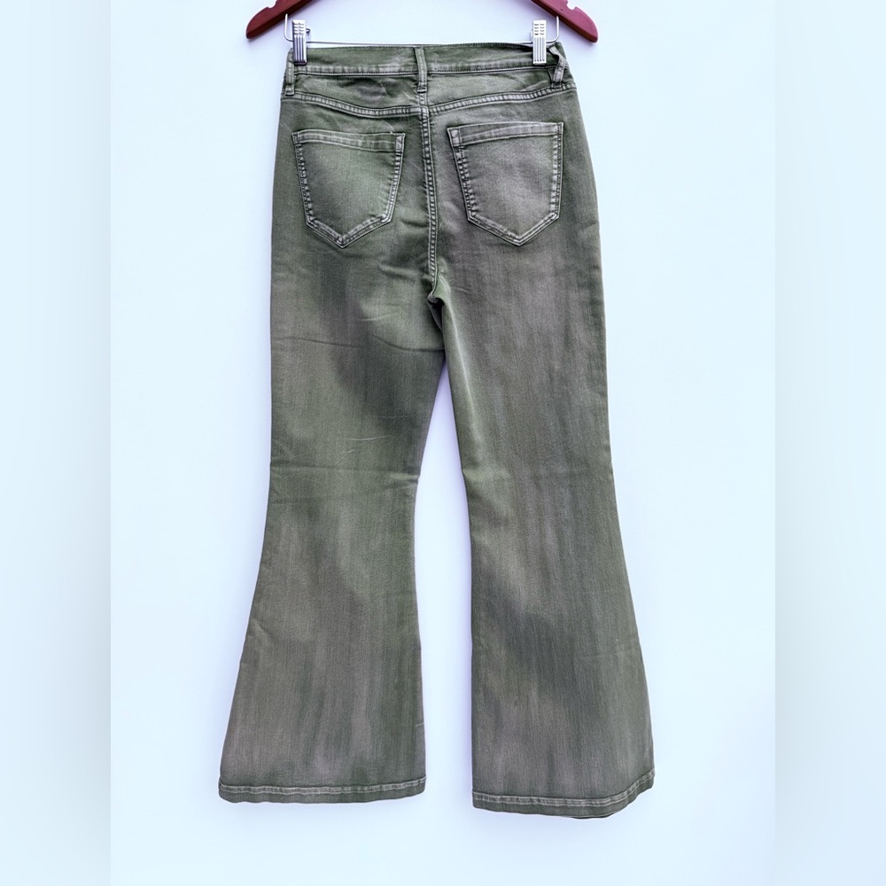 Nicole Miller Artelier Green Flare Jeans Size 27 - Picture 2 of 11